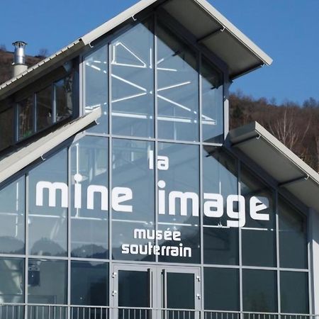 Chalet Bord De Lac Avec Piscine N2E Laffrey Екстериор снимка