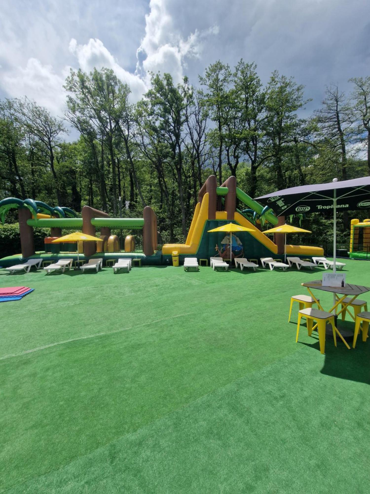 Chalet Bord De Lac Avec Piscine N2E Laffrey Екстериор снимка